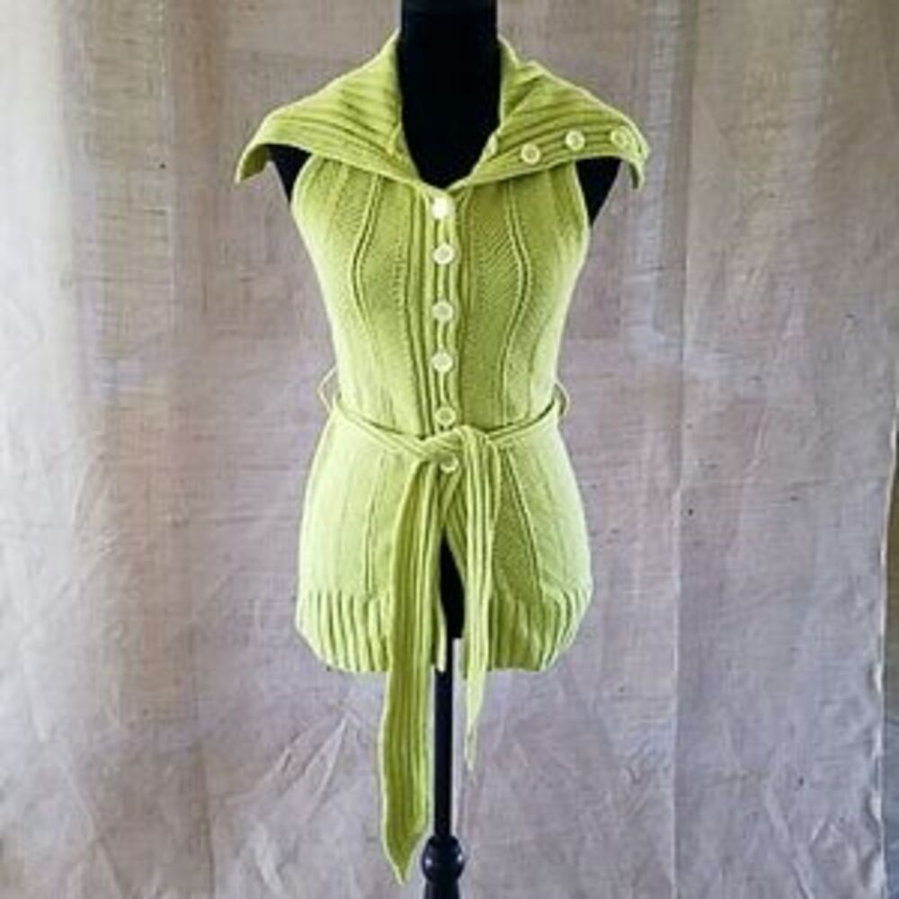BCBGMAXAZRIA women S cable knit vest cardigan buttons front costal minimalist